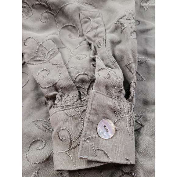 [102] Talbots Petites Floral Embroidered Olive Button Up Blouse- Size PP (0-2) - Picture 7 of 8